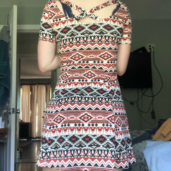 H&M Aztec Pattern Dress - Picture 2 of 2